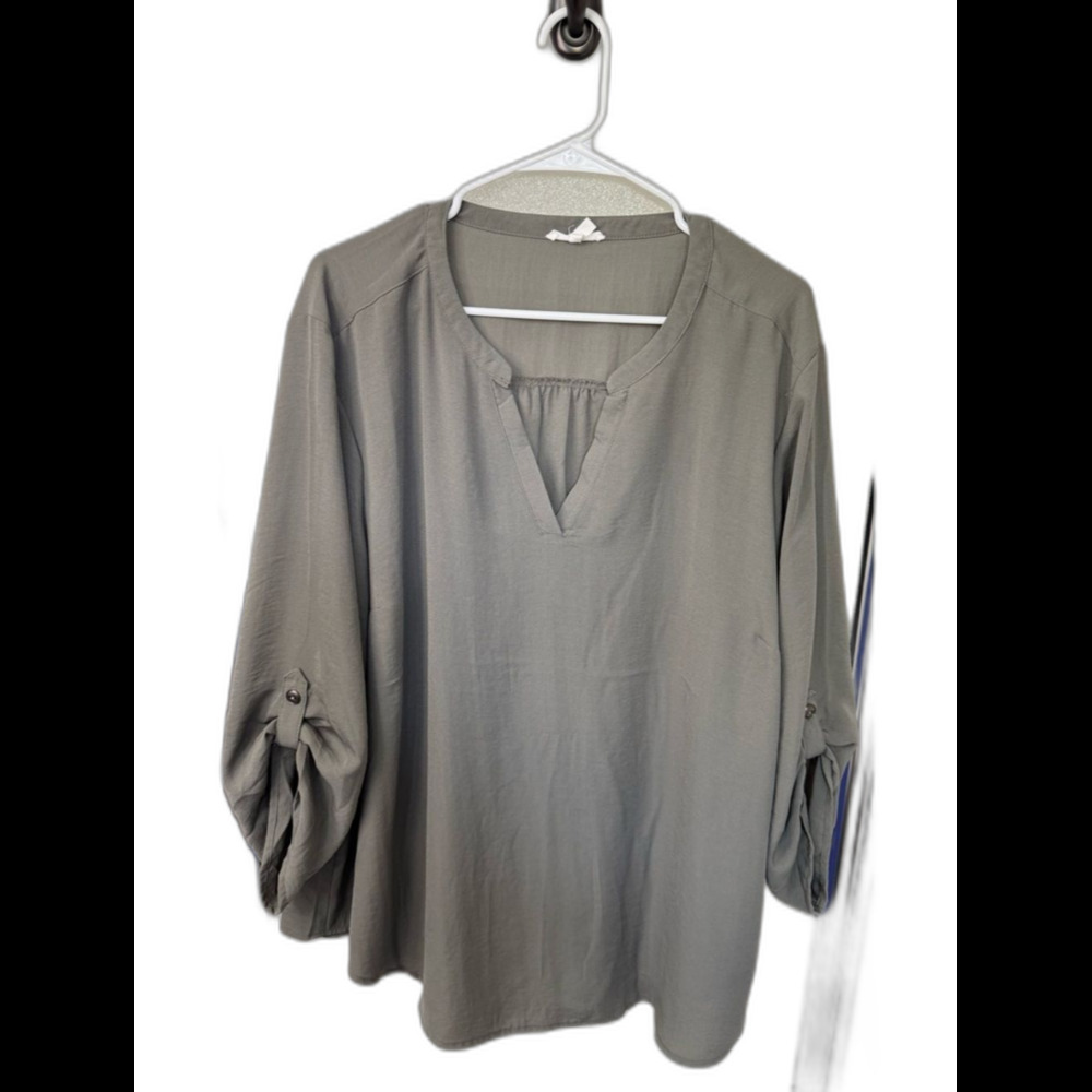 Maurices Women’s Olive Green Split V-Neck Roll-Tab Sleeve Blouse 3X